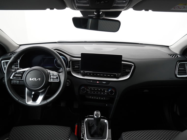 Vehicle Image 36