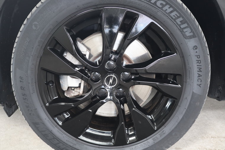 Vehicle Image 21