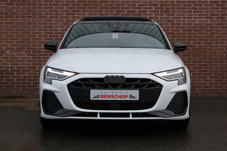 Vehicle Image 40