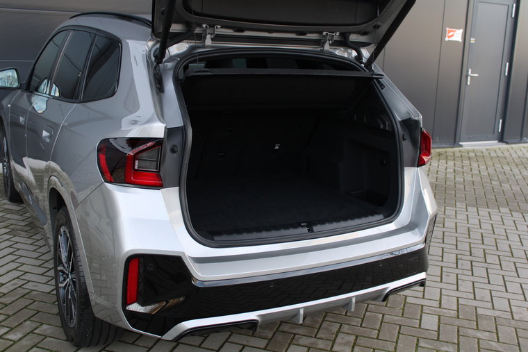 Vehicle Image 37