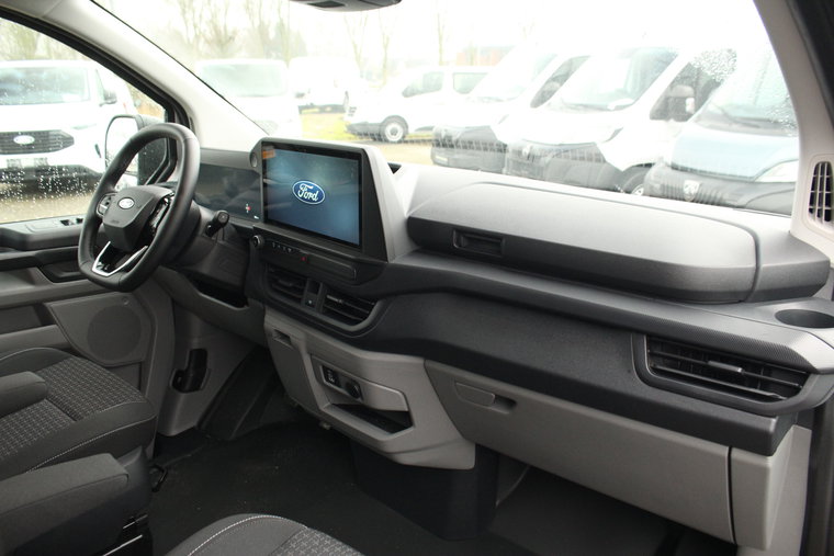 Vehicle Image 19