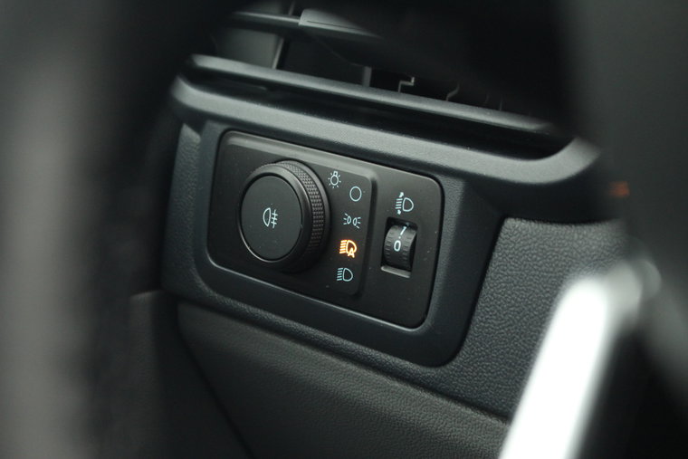 Vehicle Image 22
