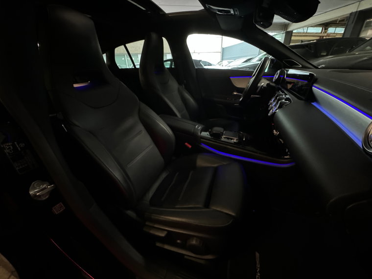 Vehicle Image 42