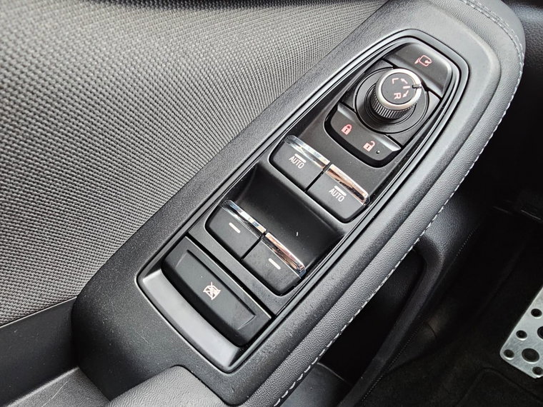 Vehicle Image 38
