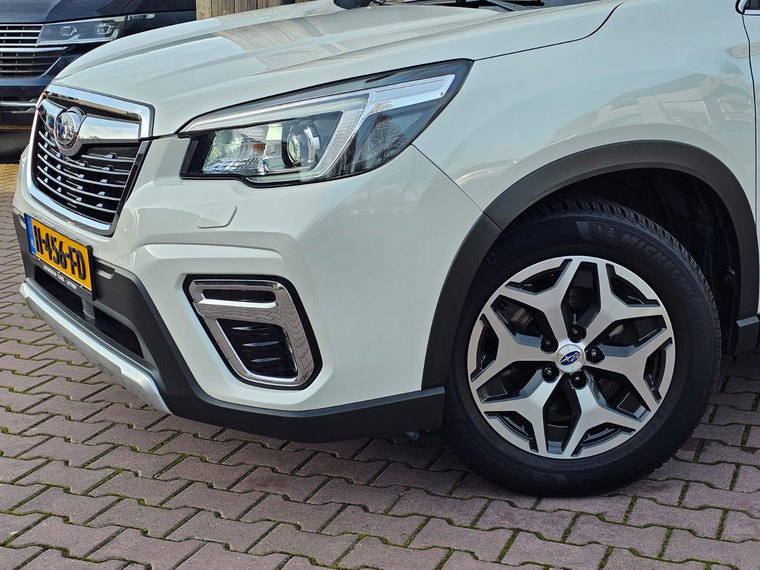 Vehicle Image 52