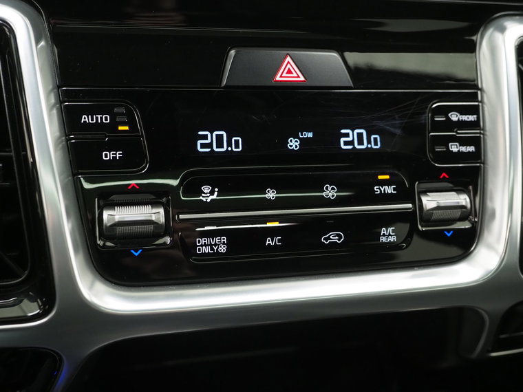 Vehicle Image 35