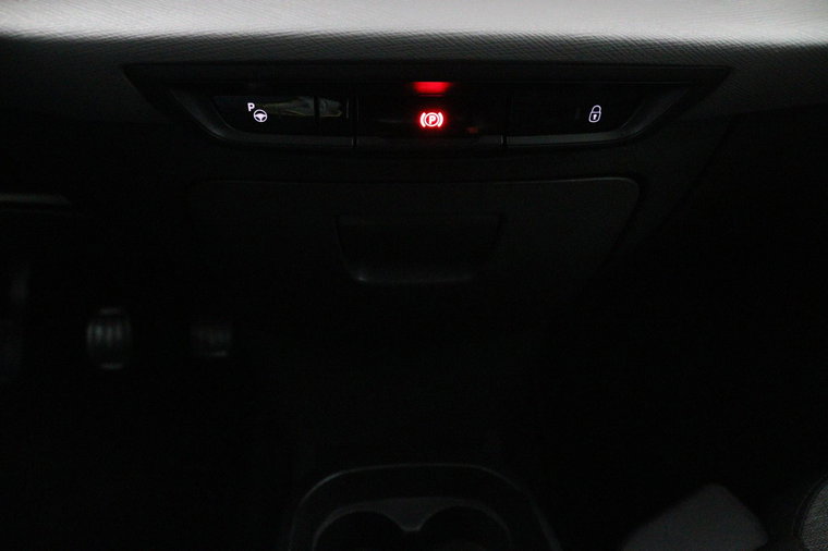 Vehicle Image 40