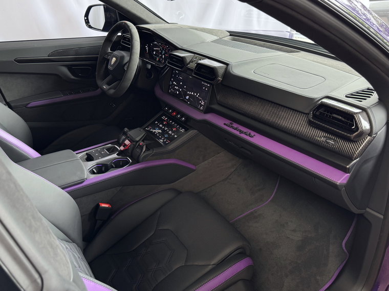 Vehicle Image 38
