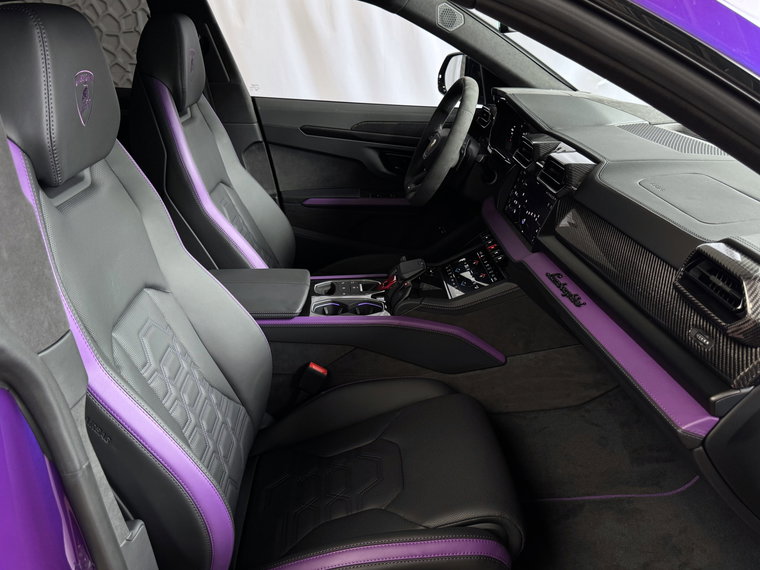 Vehicle Image 40