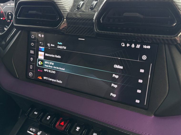 Vehicle Image 52