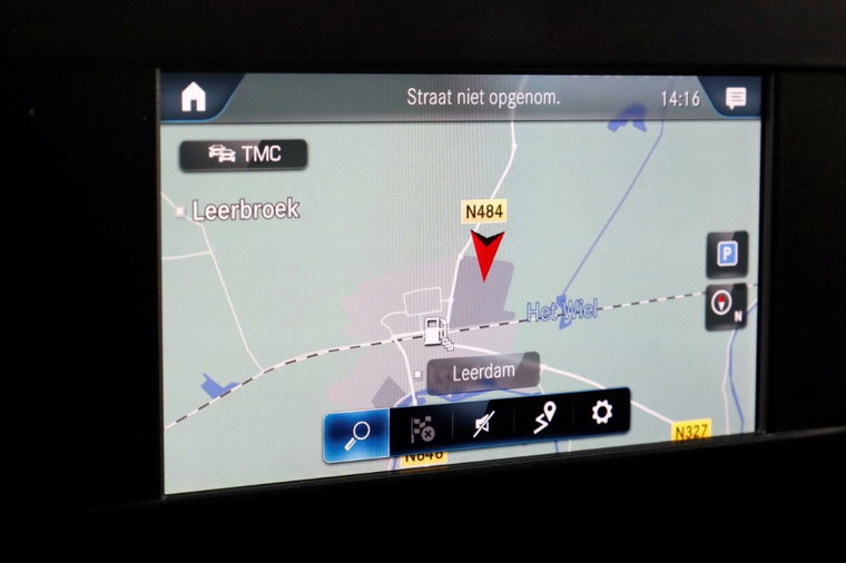 Vehicle Image 14