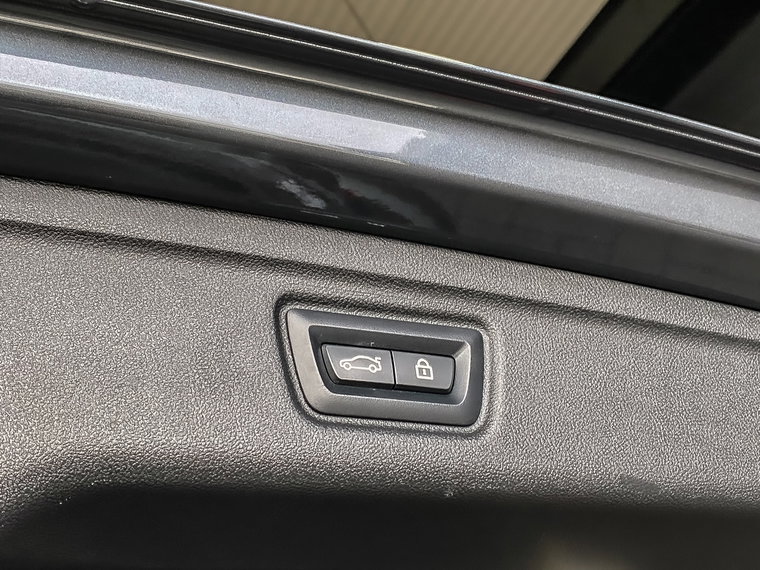 Vehicle Image 51