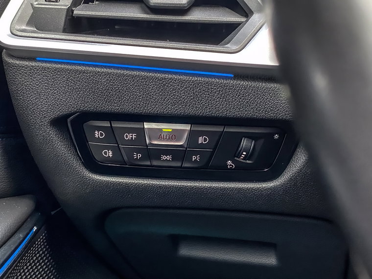 Vehicle Image 56