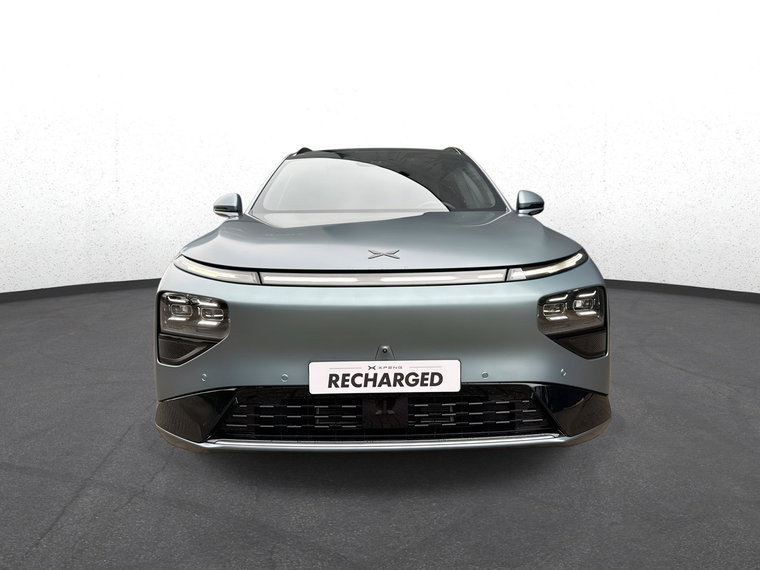 Vehicle Image 9