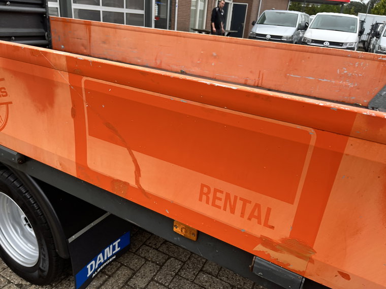 Vehicle Image 40