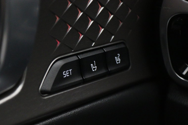 Vehicle Image 39