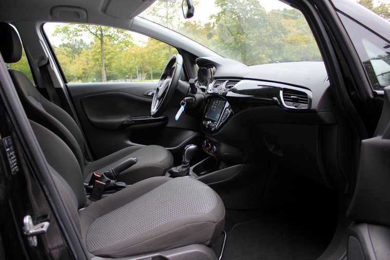 Vehicle Image 16