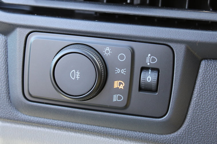 Vehicle Image 22