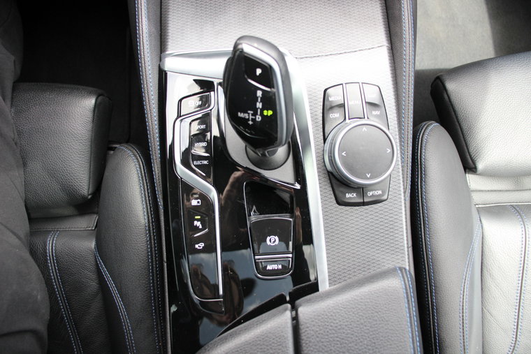 Vehicle Image 28