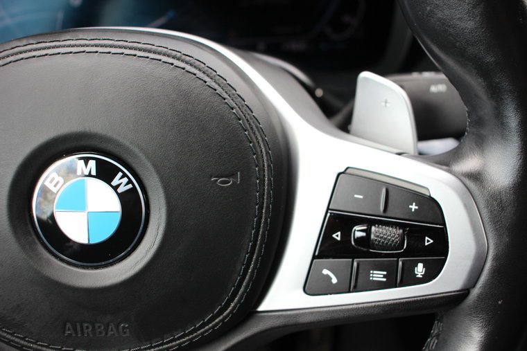 Vehicle Image 32