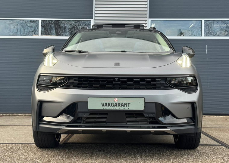 Vehicle Image 4