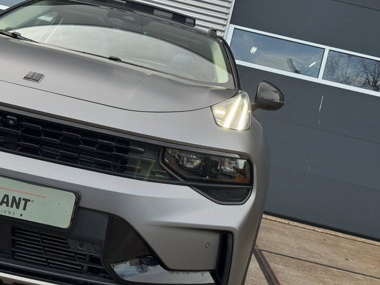 Vehicle Image 11