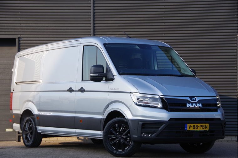 Vehicle Image 24