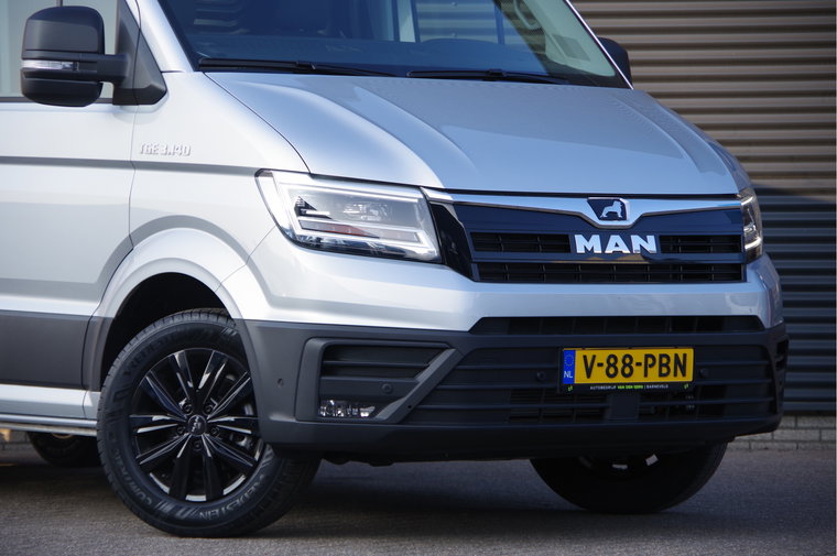 Vehicle Image 29
