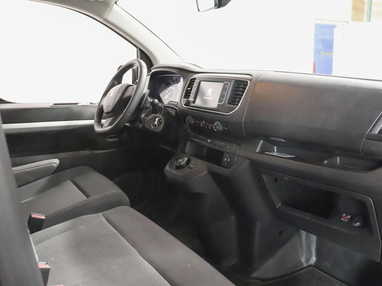 Vehicle Image 37