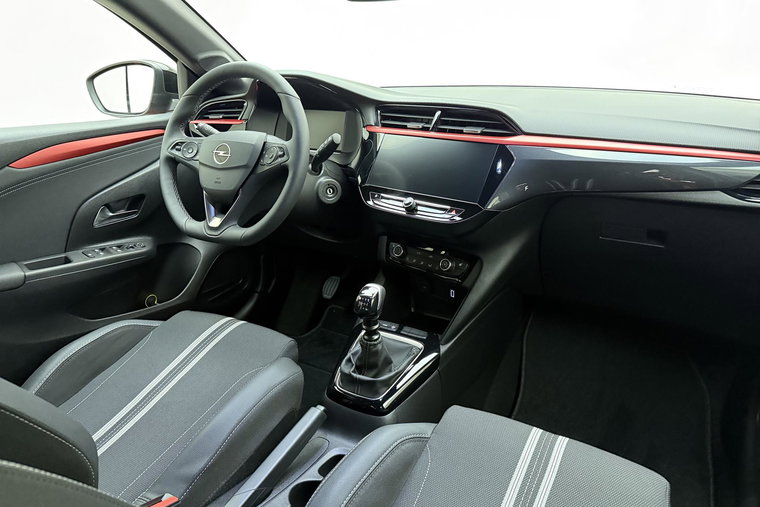 Vehicle Image 14