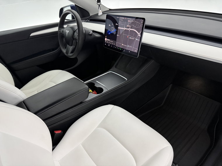 Vehicle Image 39