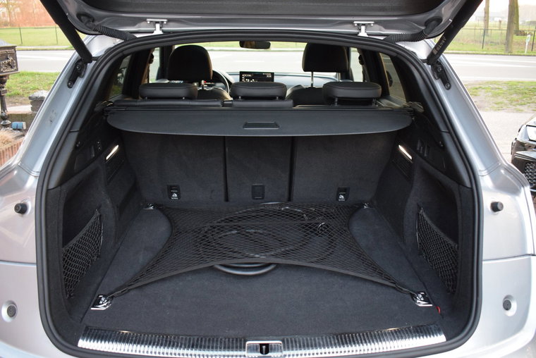 Vehicle Image 19