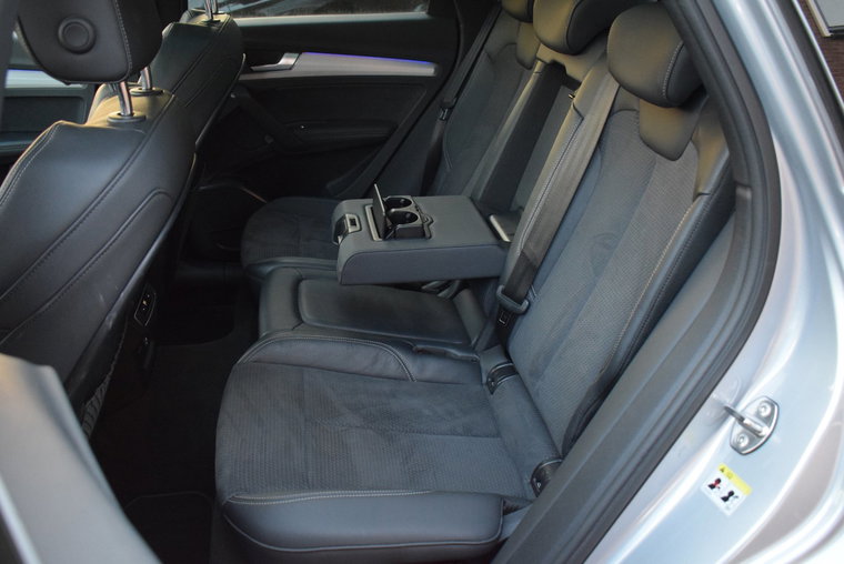 Vehicle Image 22