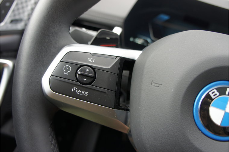 Vehicle Image 34