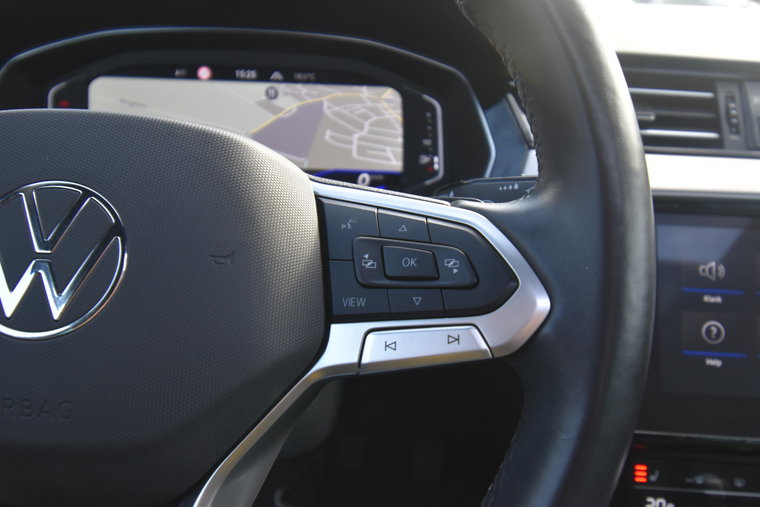 Vehicle Image 39