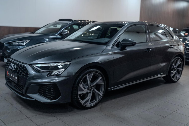 Vehicle Image 36