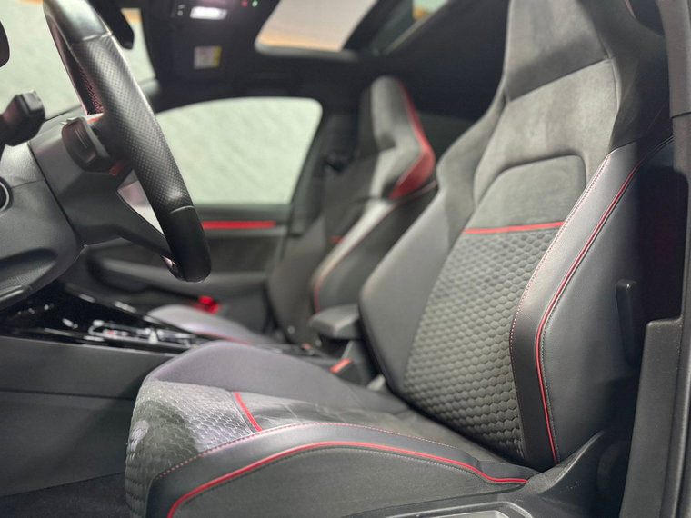 Vehicle Image 41