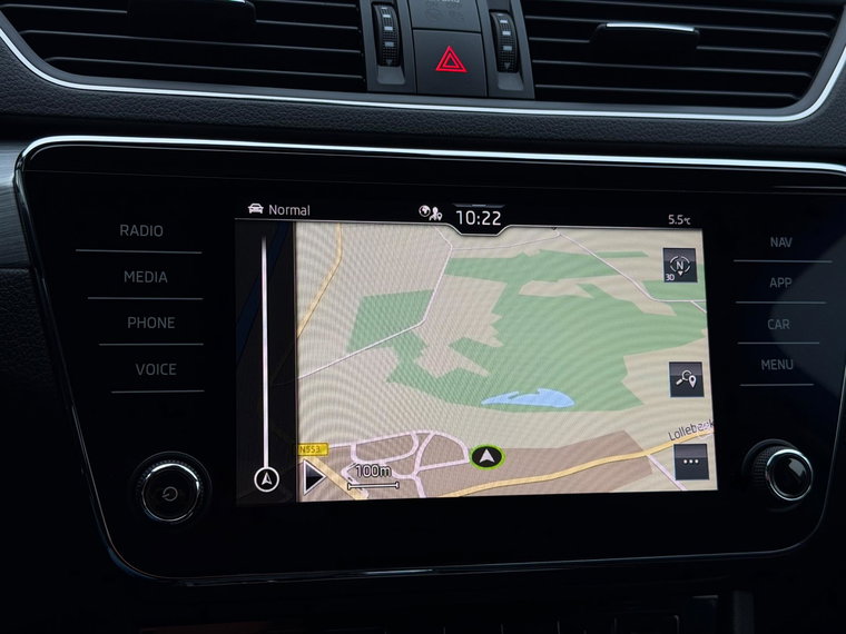 Vehicle Image 21