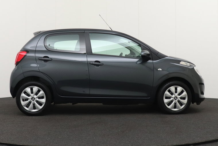 Vehicle Image 6