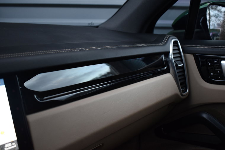 Vehicle Image 36