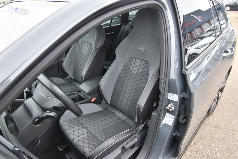 Vehicle Image 31
