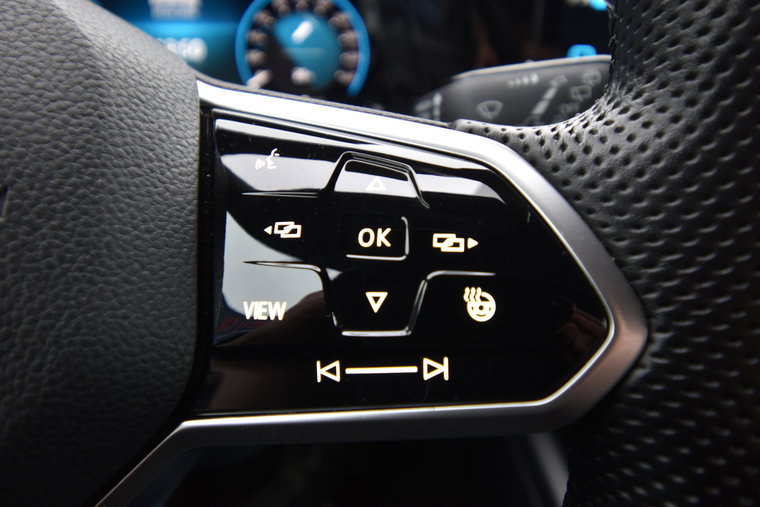 Vehicle Image 45