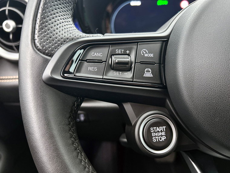 Vehicle Image 27
