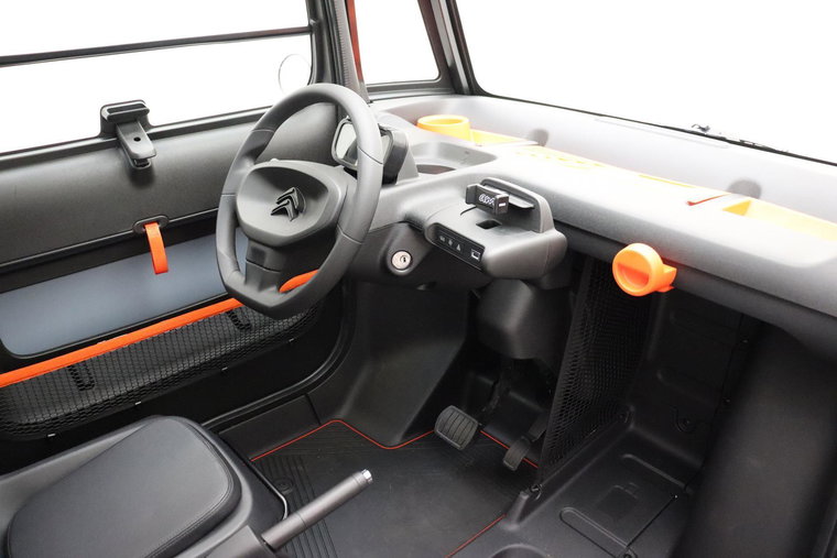 Vehicle Image 7