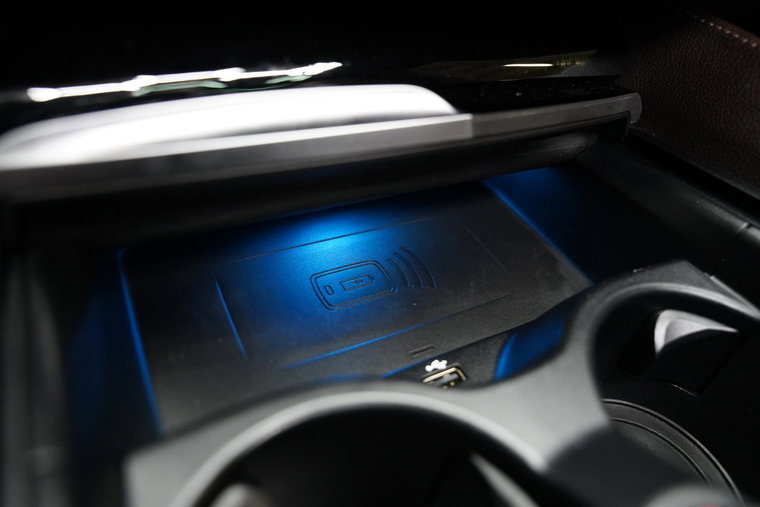 Vehicle Image 46