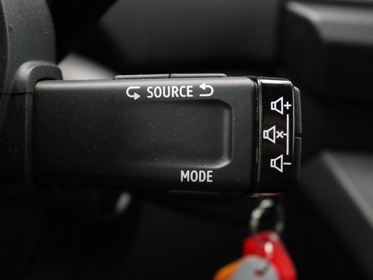 Vehicle Image 26