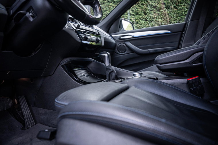 Vehicle Image 35