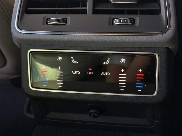 Vehicle Image 39