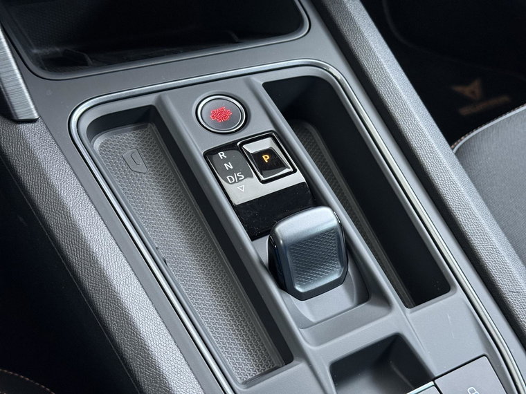 Vehicle Image 40