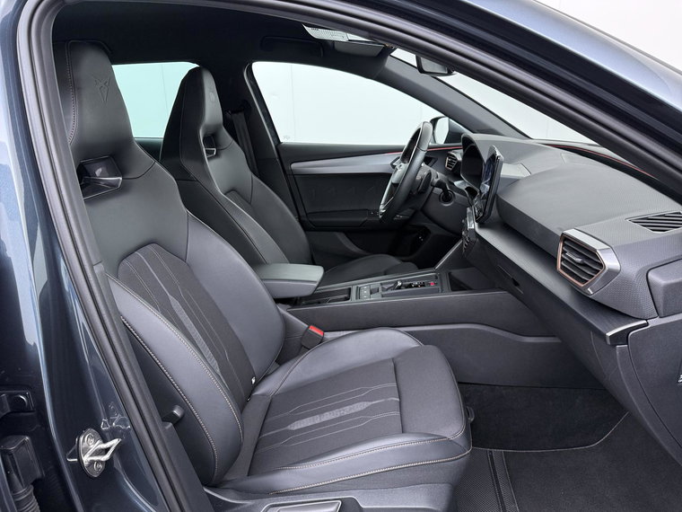 Vehicle Image 42